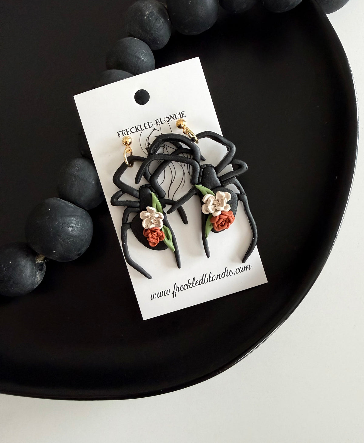 The Spider Dangles