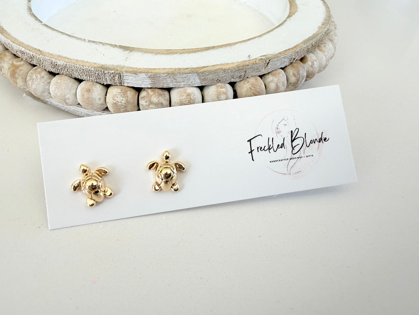 Sandy Shore Turtle Studs