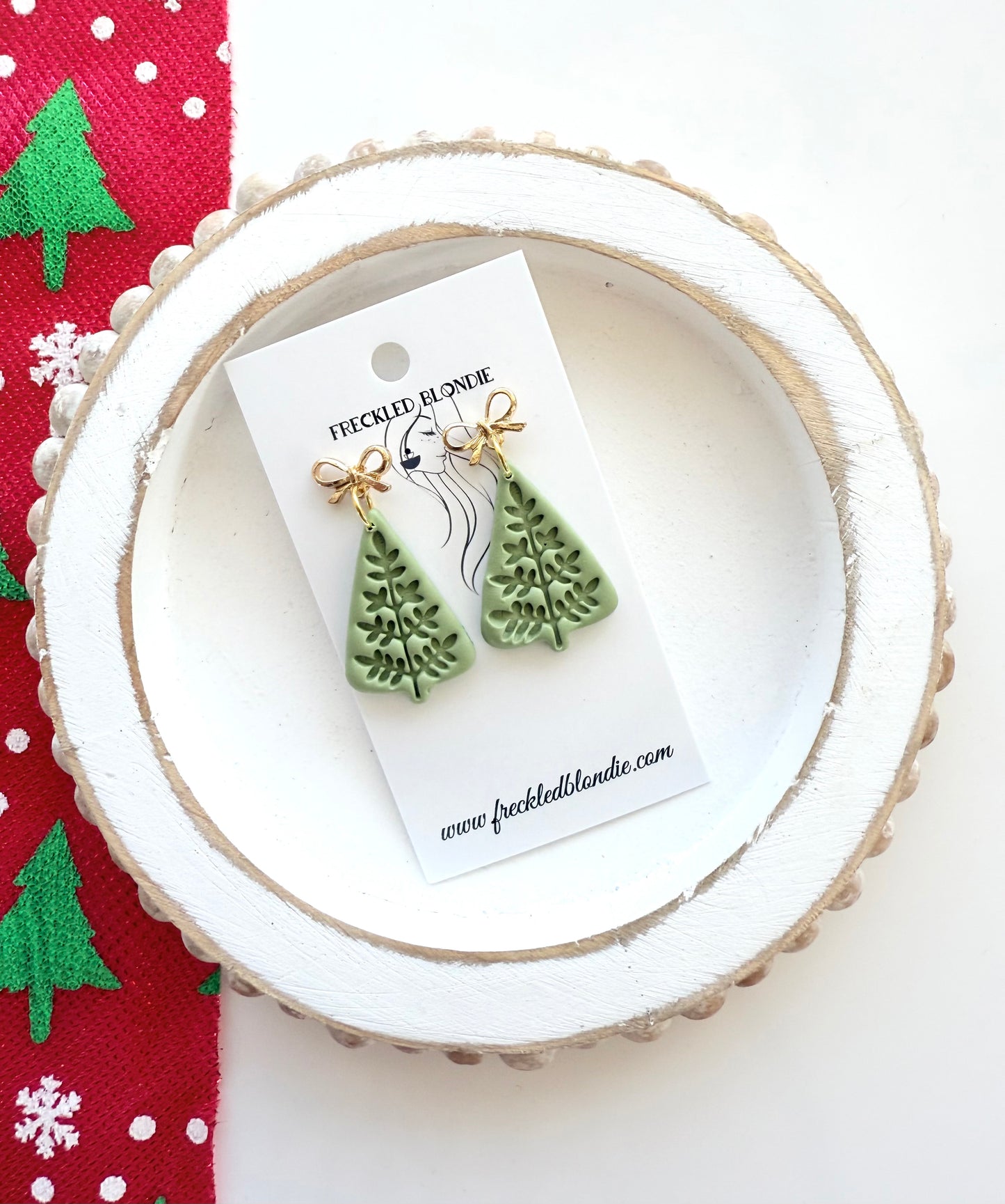 Swedish Christmas Tree Light Green Dangles