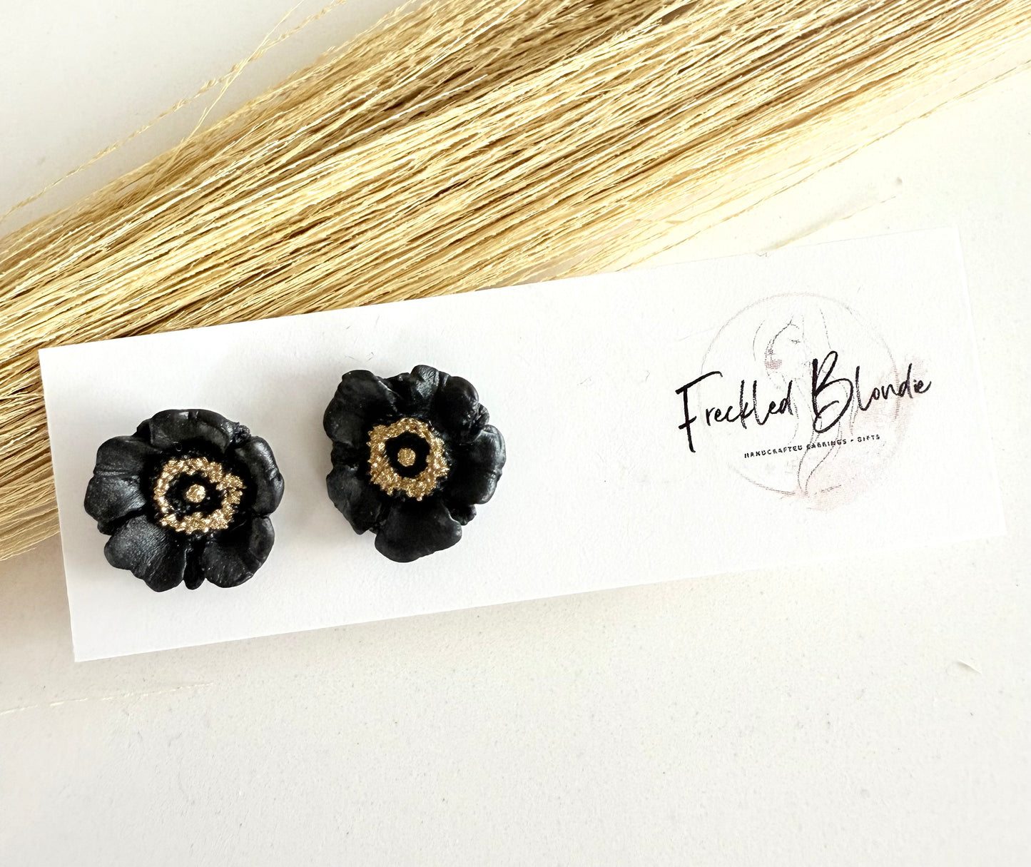 Poppy Studs in Black