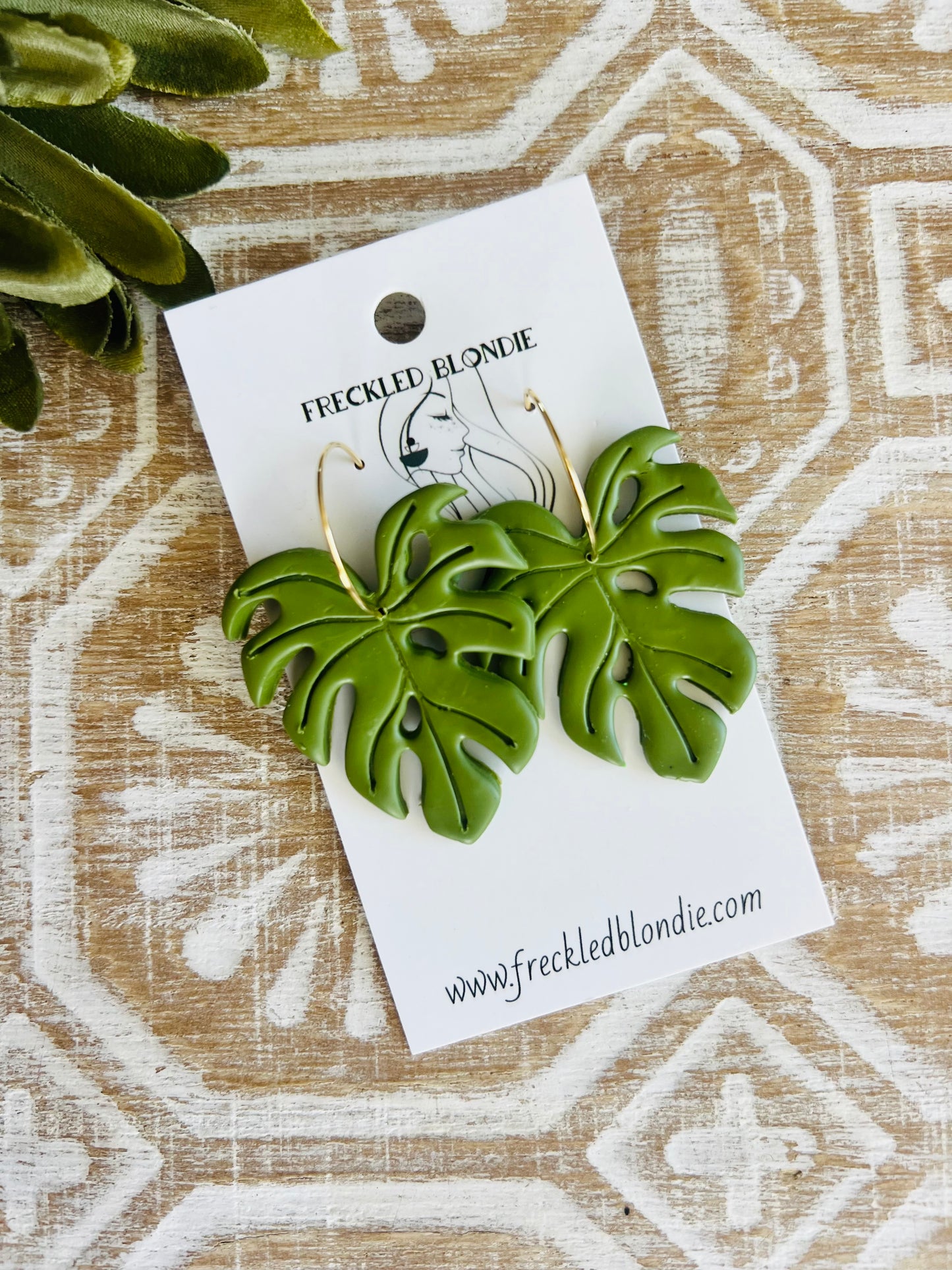 Largo Monstera Hoops
