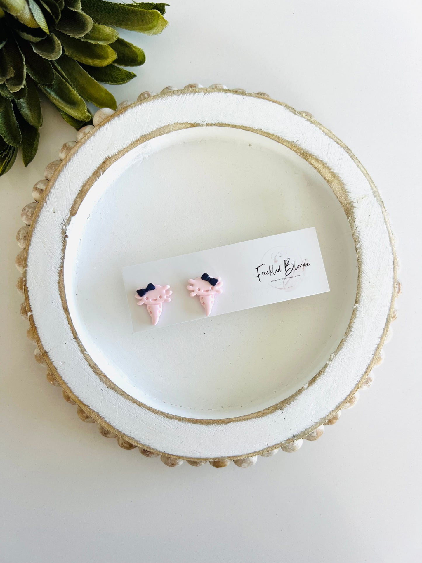 Axolotl Bow Studs