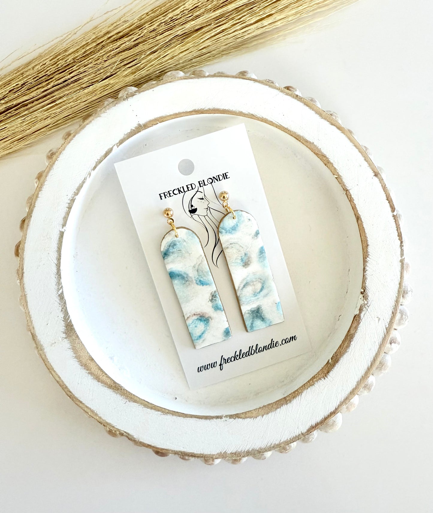 Tidal Drift Dangles