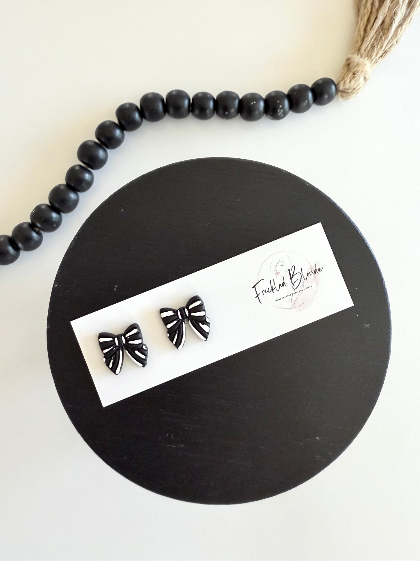 Bow studs