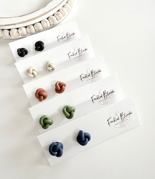Knotted Studs