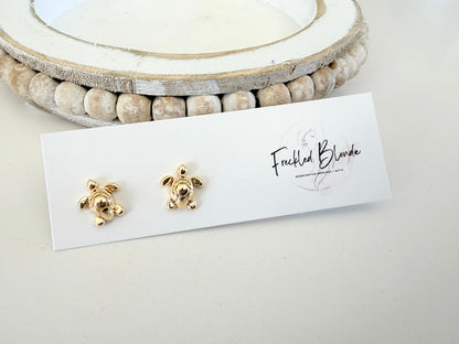 Sandy Shore Turtle Studs