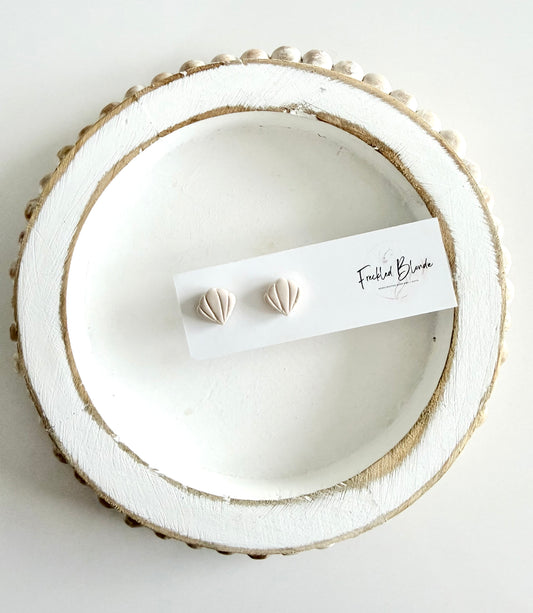 Sand Shell Studs