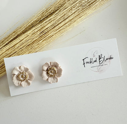 Poppy Studs in Cream