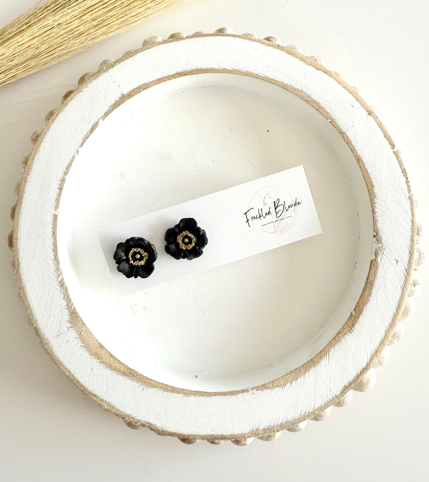 Poppy Studs in Black