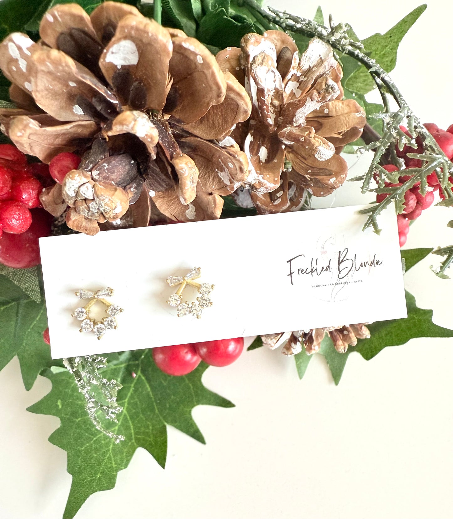 Twinkle Wreath Studs